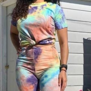 LadieS Comfy Cotton Short Set ~multi Colored 2 piece comfy set ~ SIZE med